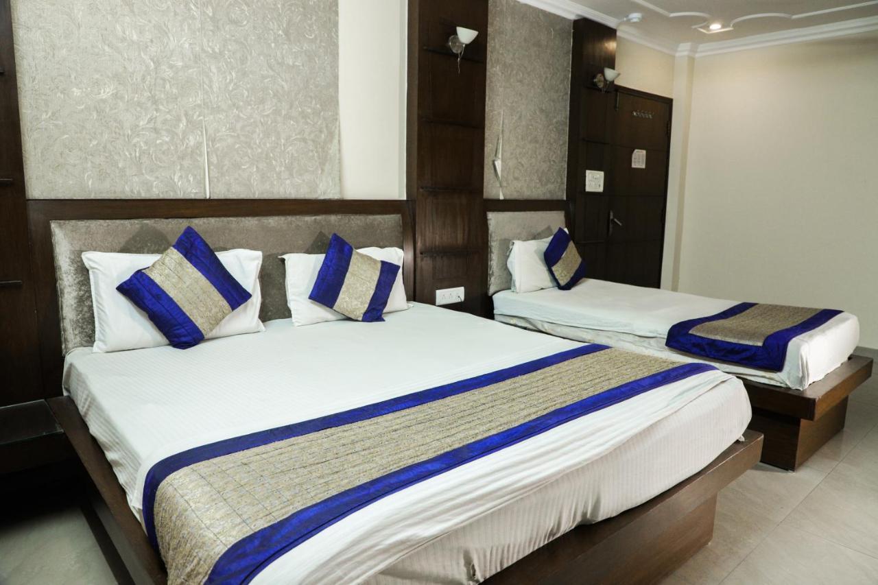 Hotel Centra Inn New Delhi Eksteriør billede