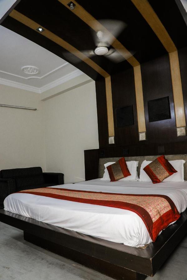 Hotel Centra Inn New Delhi Eksteriør billede