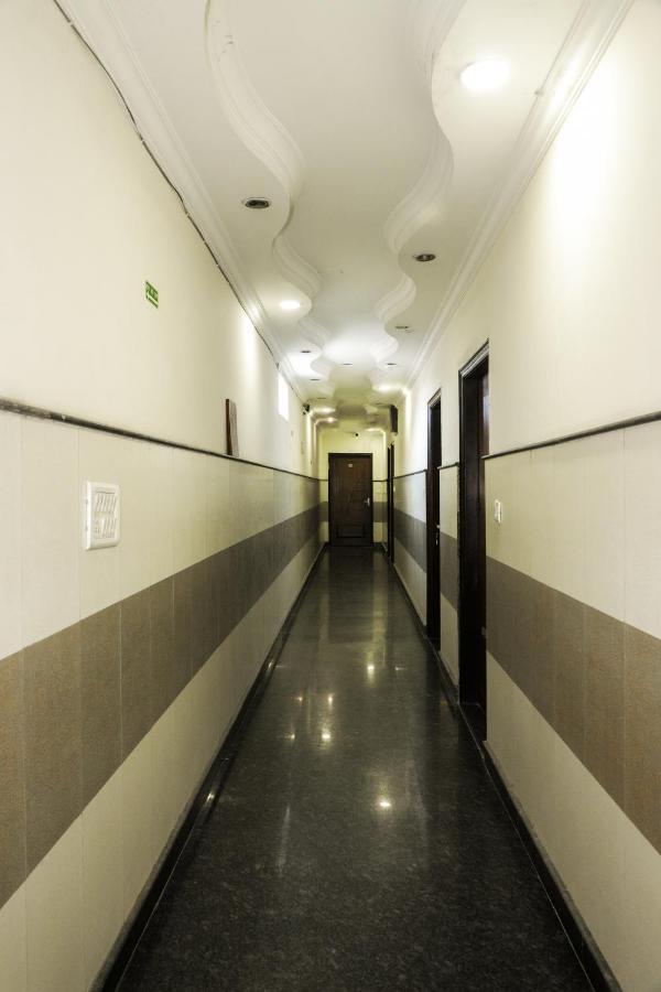 Hotel Centra Inn New Delhi Eksteriør billede